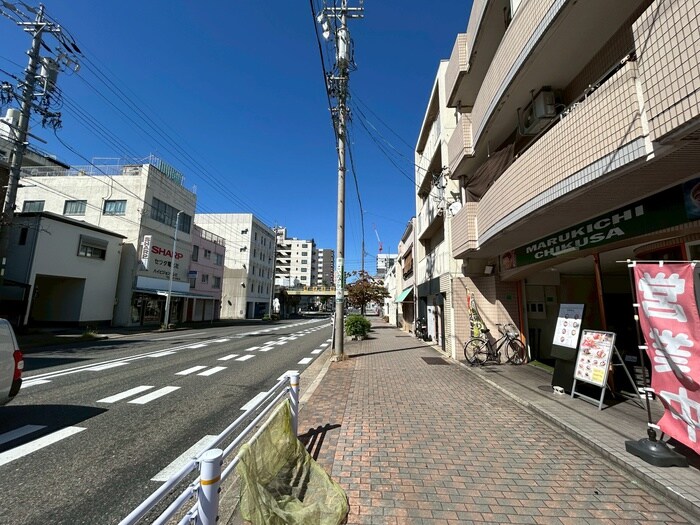 物件外観写真5　(周辺環境)