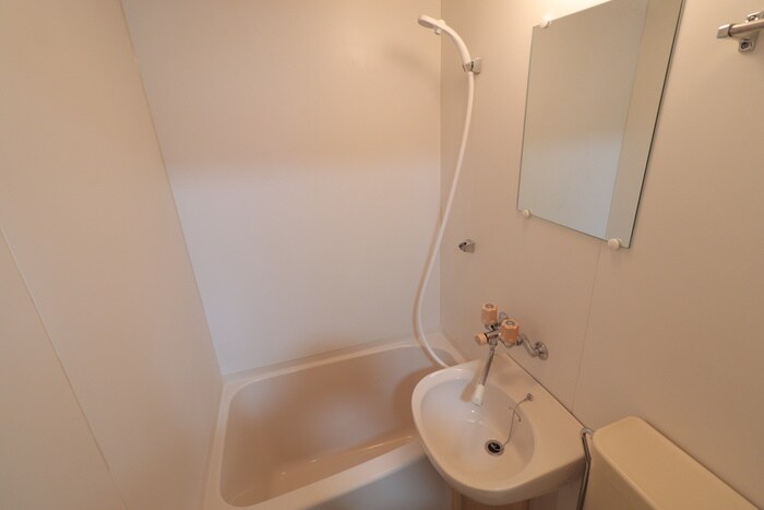 物件内観写真9　(バス／シャワールーム等)