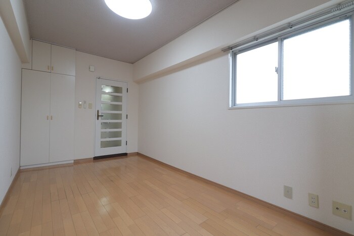 物件内観写真21　(居室)