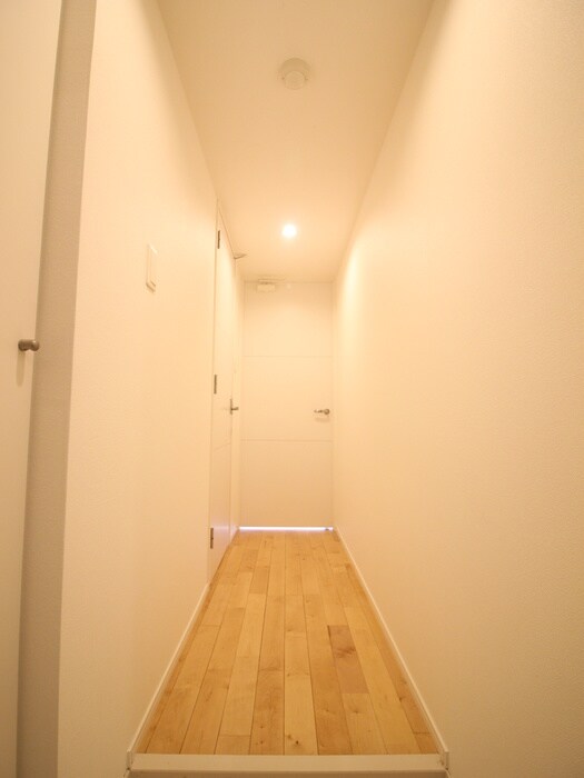 物件内観写真20　(廊下)