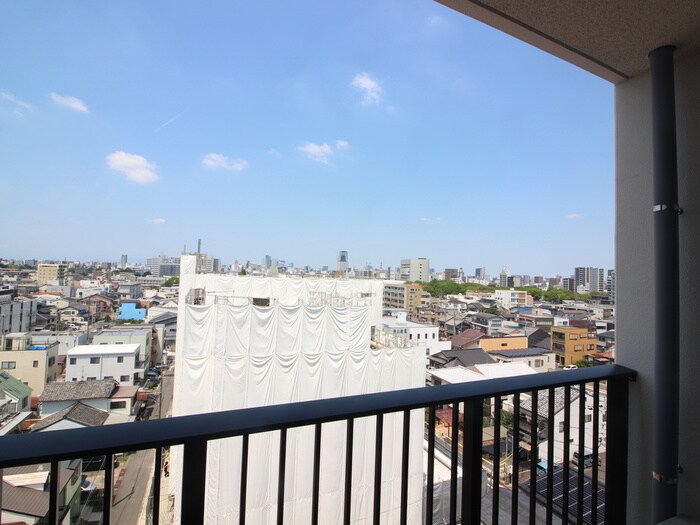 物件内観写真22　(室内からの展望)