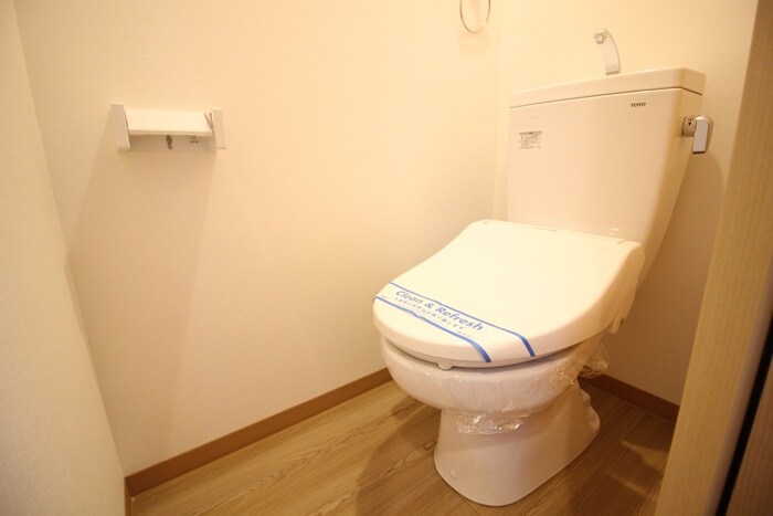 物件内観写真13　(トイレ)