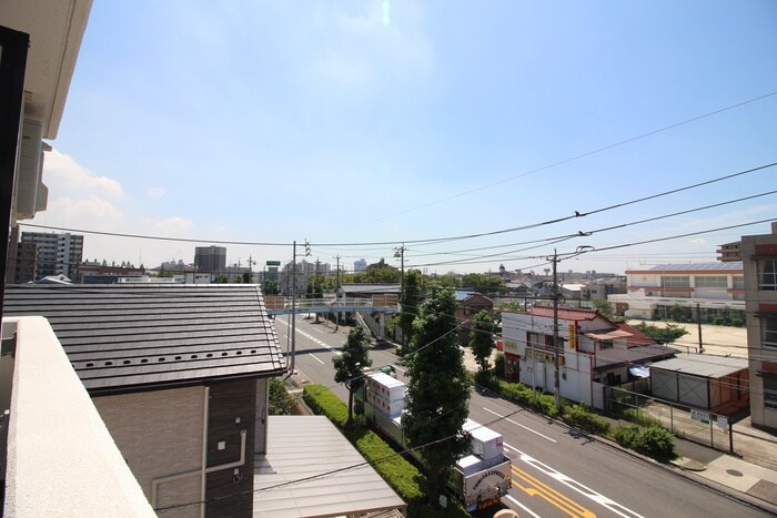 物件内観写真22　(室内からの展望)