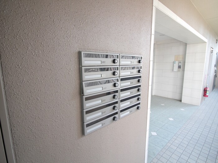 物件外観写真6　(建物設備)