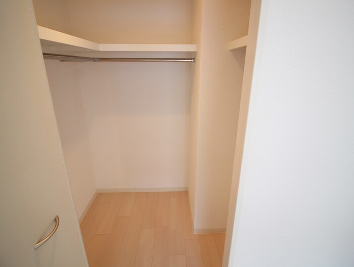 物件内観写真11　(収納)