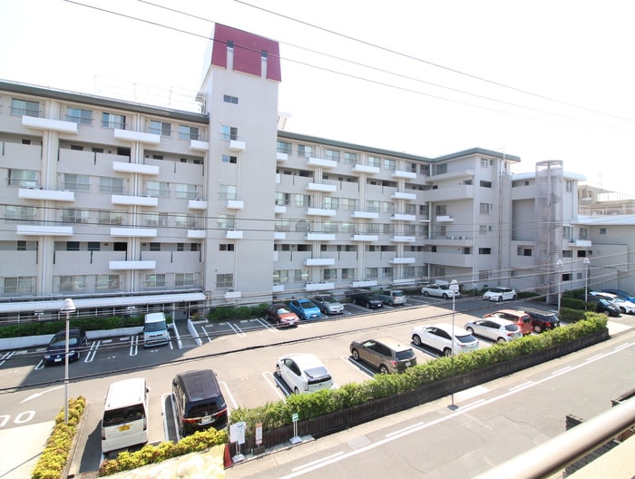 物件内観写真22　(室内からの展望)