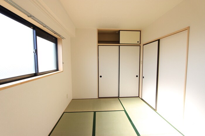 物件内観写真6　(居室)