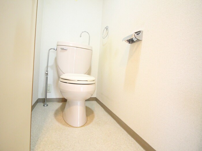 物件内観写真13　(トイレ)