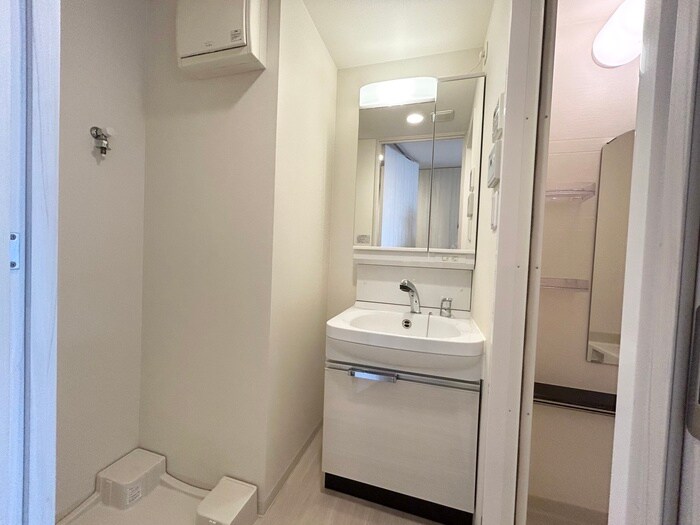 物件内観写真12　(洗面)