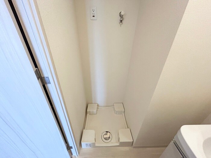 物件内観写真19　(洗濯機置場)