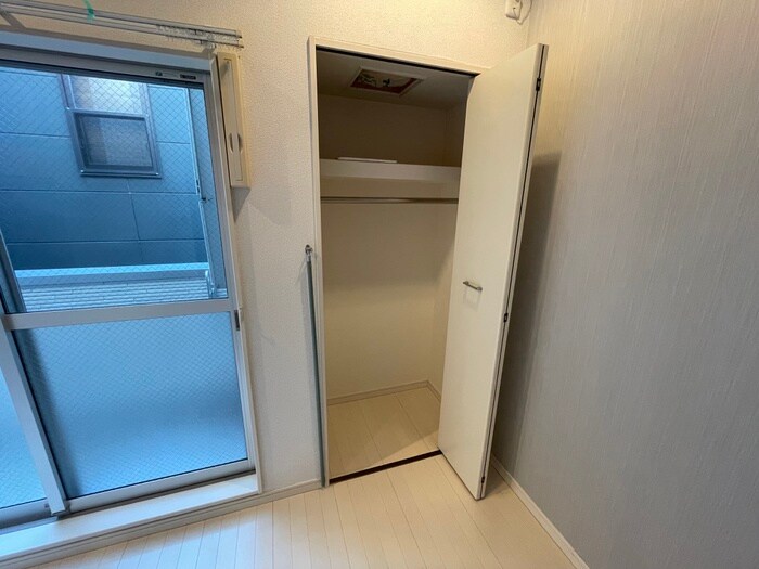 物件内観写真13　(収納)