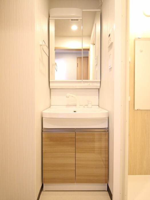 物件内観写真12　(洗面)