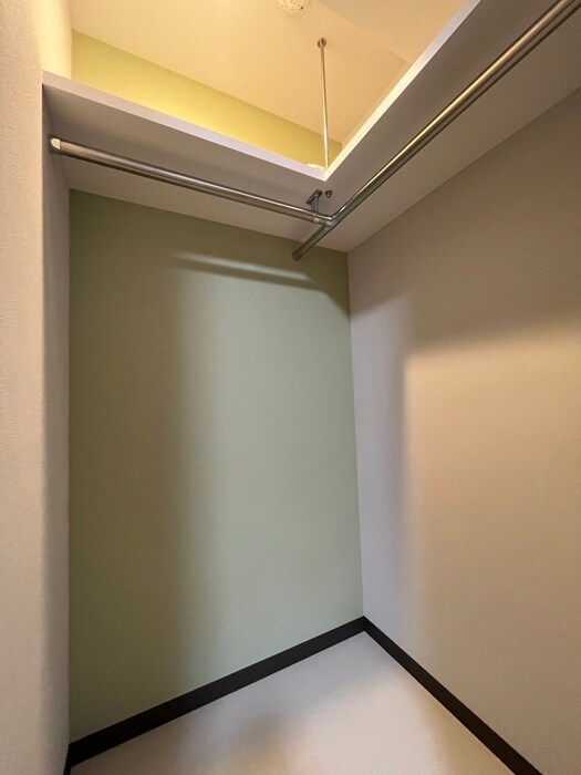 物件内観写真16　(収納)