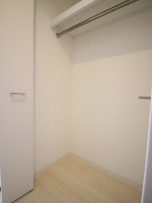 物件内観写真16　(収納)