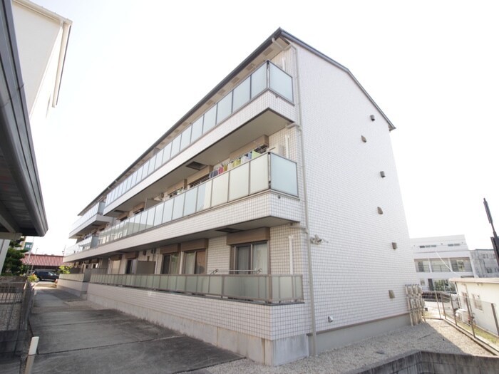 物件外観写真2　(外観写真)