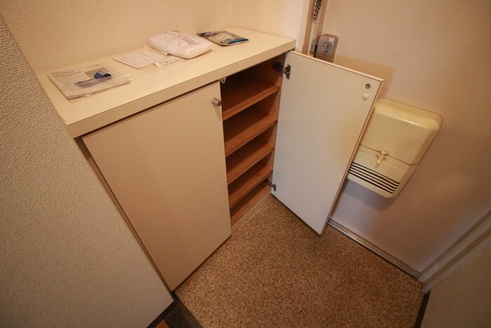 物件内観写真17　(靴箱)