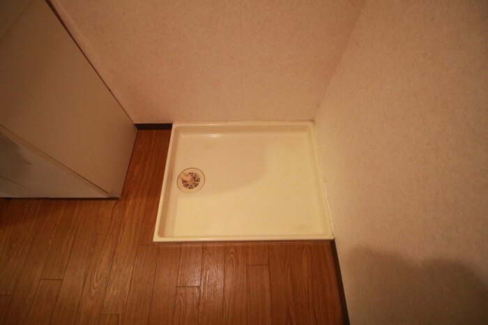 物件内観写真21　(洗濯機置場)