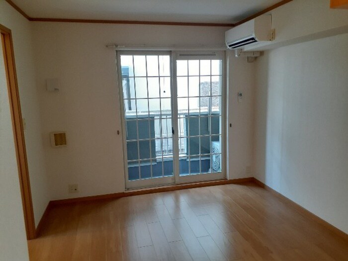 物件内観写真6　(居室)