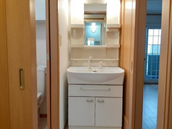 物件内観写真11　(洗面)