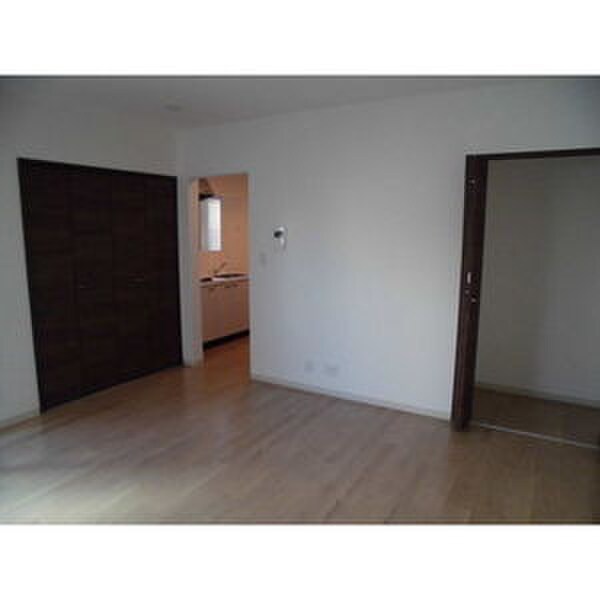 物件内観写真8　(収納)