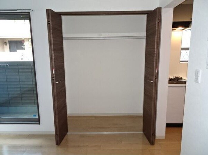 物件内観写真14　(収納)