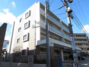 ヴィラノール明が丘外観写真