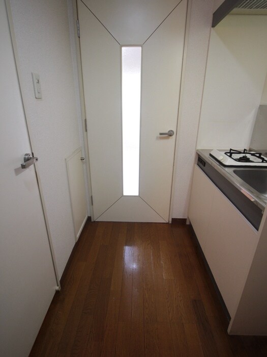 物件内観写真14　(廊下)