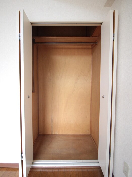 物件内観写真15　(収納)
