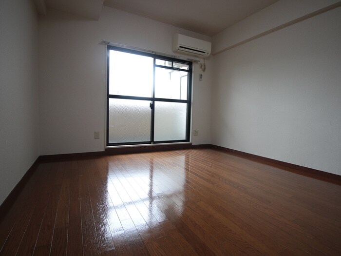 物件内観写真21　(居室)