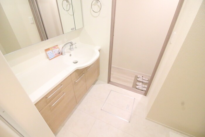 物件内観写真15　(洗面)