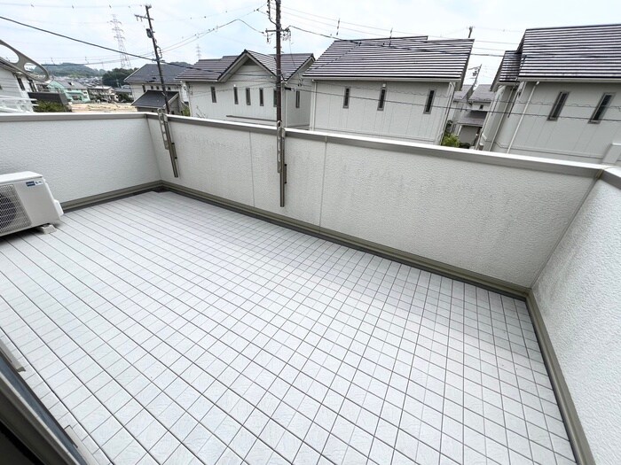 物件内観写真13　(ベランダ・バルコニー)