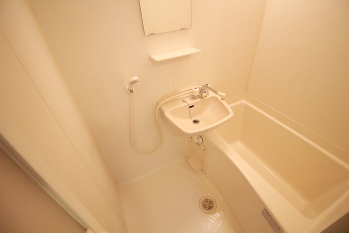 物件内観写真13　(バス／シャワールーム等)