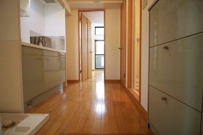 物件内観写真19　(廊下)