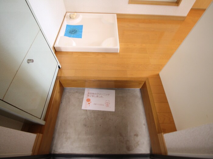 物件内観写真21　(玄関)