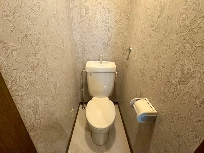 物件内観写真12　(トイレ)