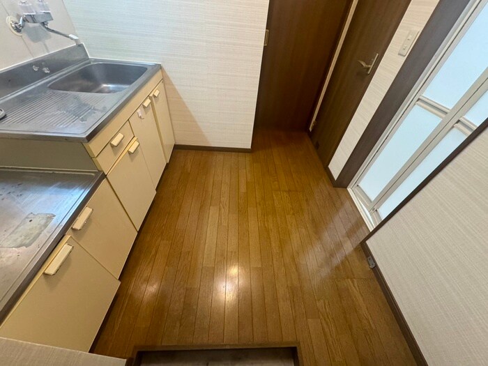 物件内観写真15　(廊下)