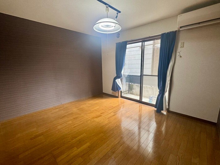 物件内観写真21　(居室)