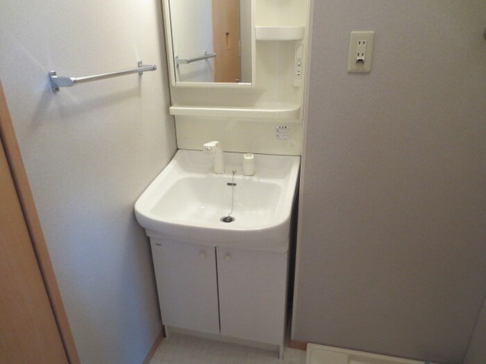 物件内観写真12　(洗面)