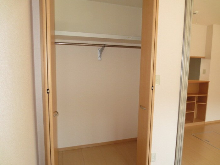 物件内観写真16　(収納)