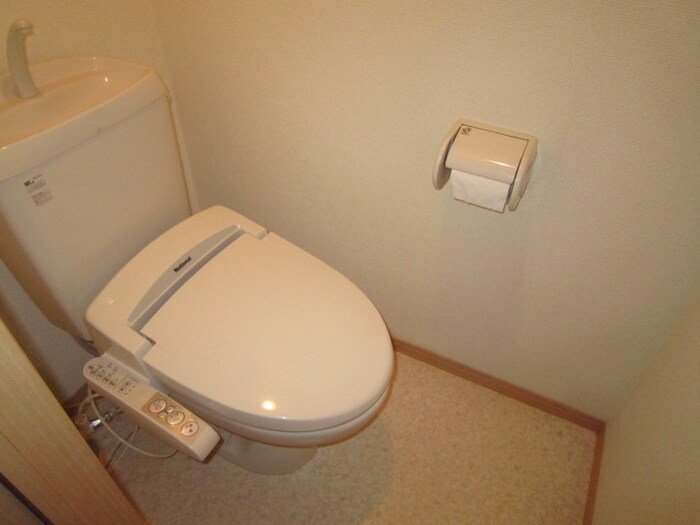 物件内観写真9　(トイレ)