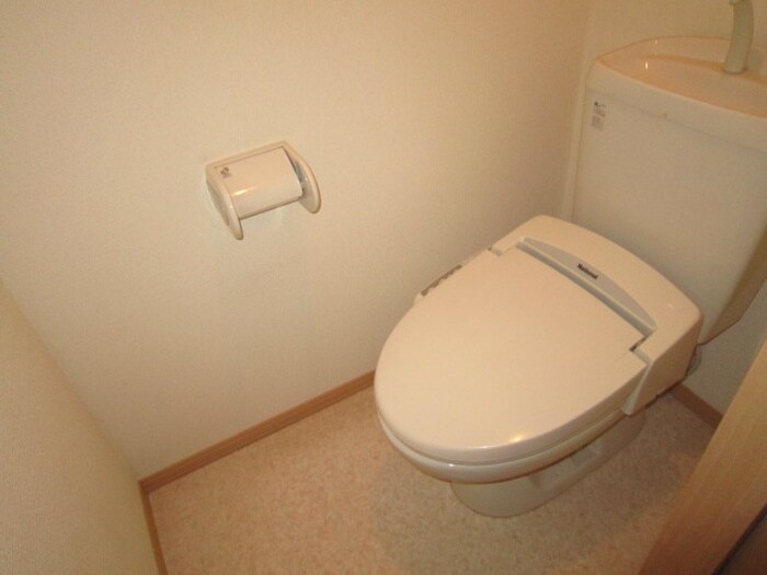 物件内観写真9　(トイレ)