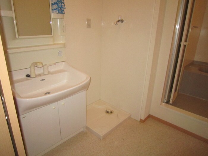 物件内観写真11　(洗面)