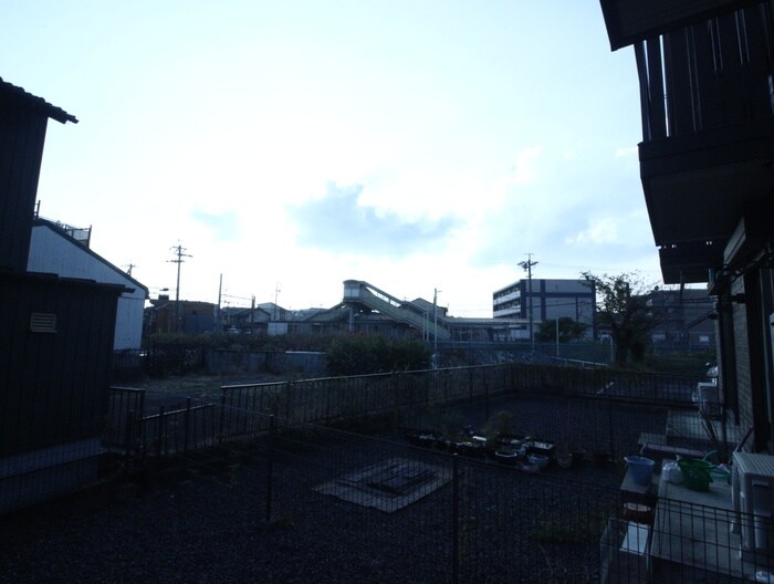 物件内観写真19　(室内からの展望)