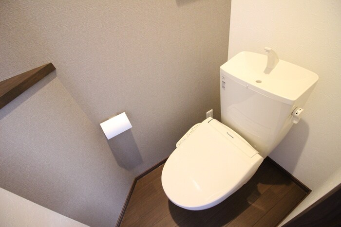 物件内観写真12　(トイレ)