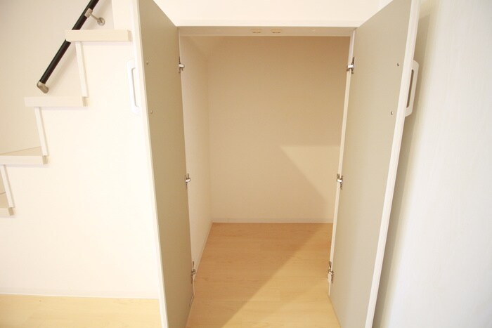 物件内観写真11　(収納)