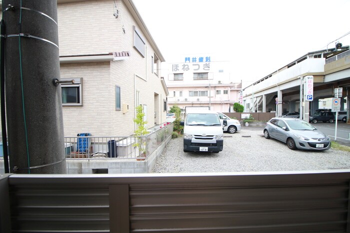 物件内観写真21　(室内からの展望)