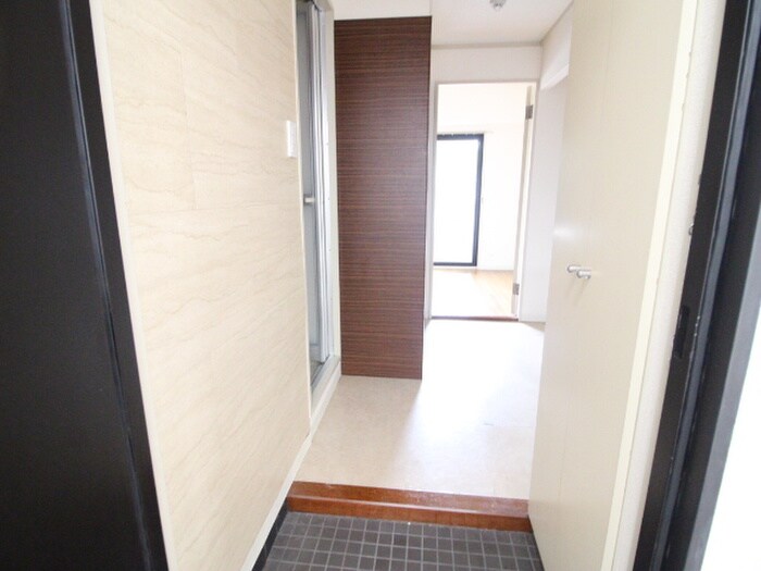 物件内観写真19　(廊下)