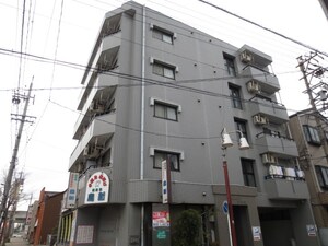 メゾンさかえ外観写真