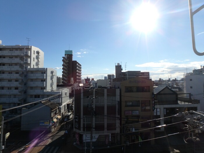 物件内観写真19　(室内からの展望)