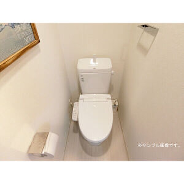 物件内観写真8　(トイレ)